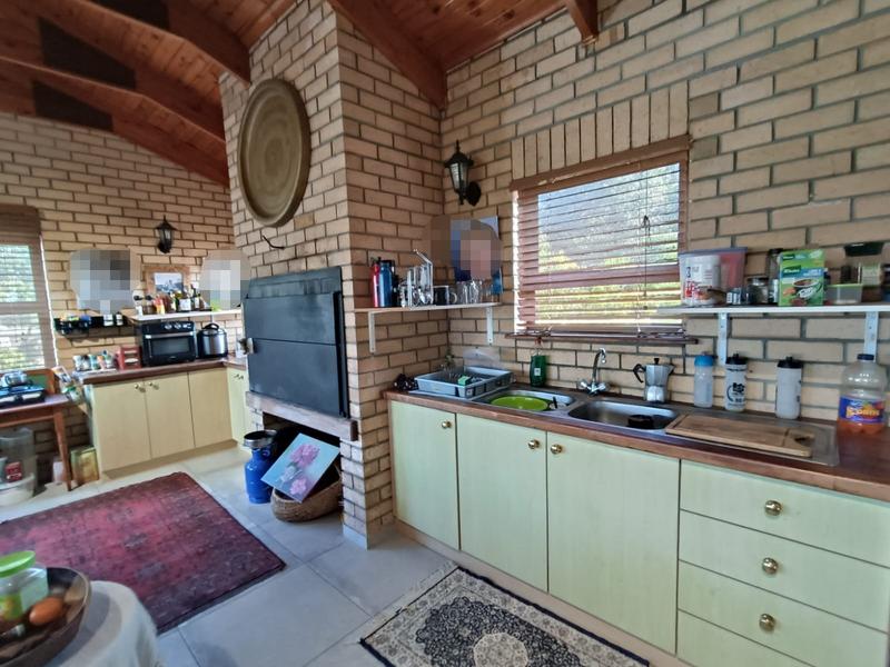 4 Bedroom Property for Sale in Bergsig Western Cape